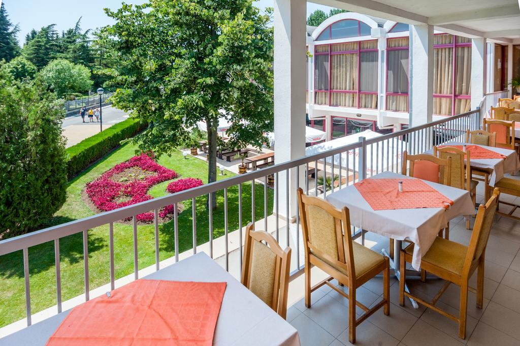Hotel Longosa Pantai Sunny Luaran gambar