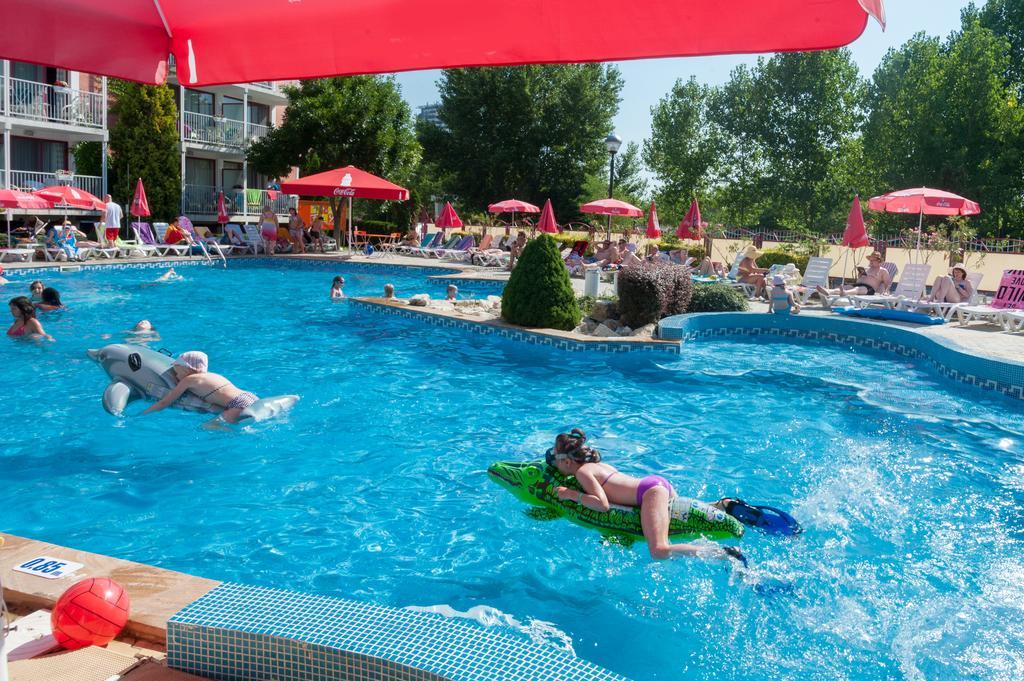 Hotel Longosa Pantai Sunny Luaran gambar