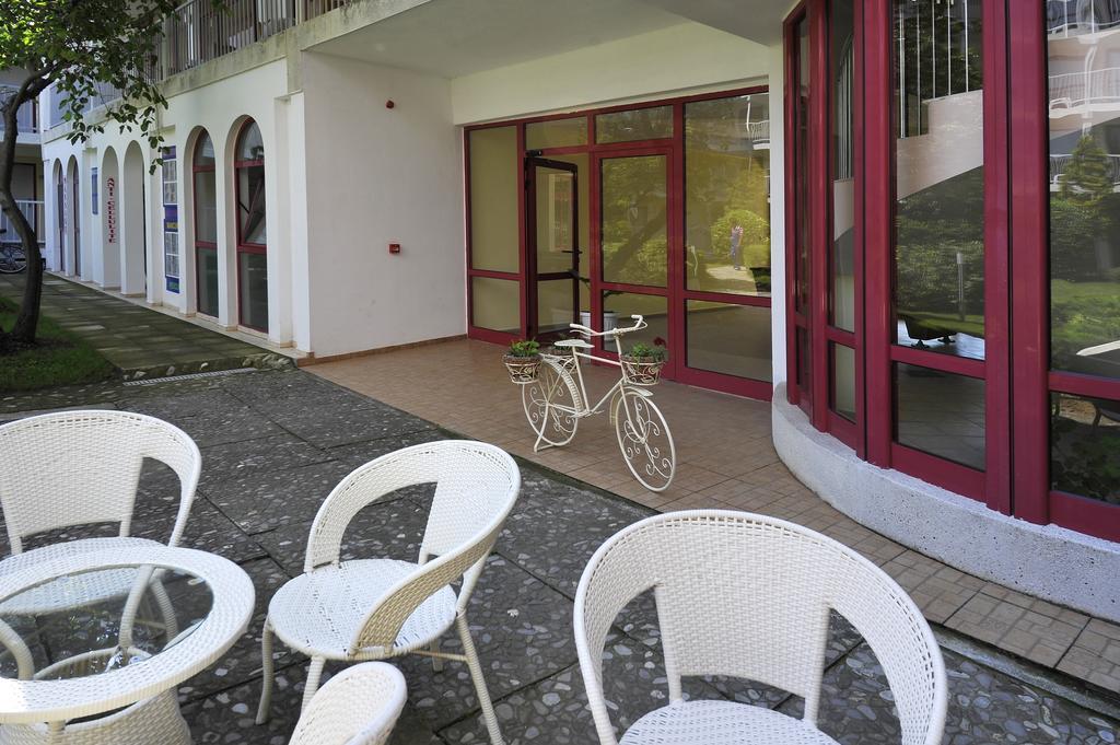 Hotel Longosa Pantai Sunny Luaran gambar
