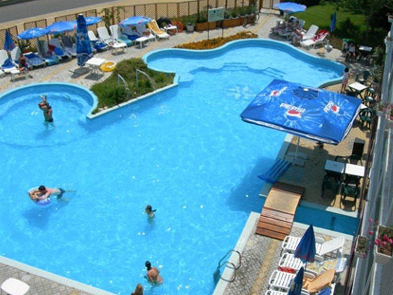 Hotel Longosa Pantai Sunny Luaran gambar