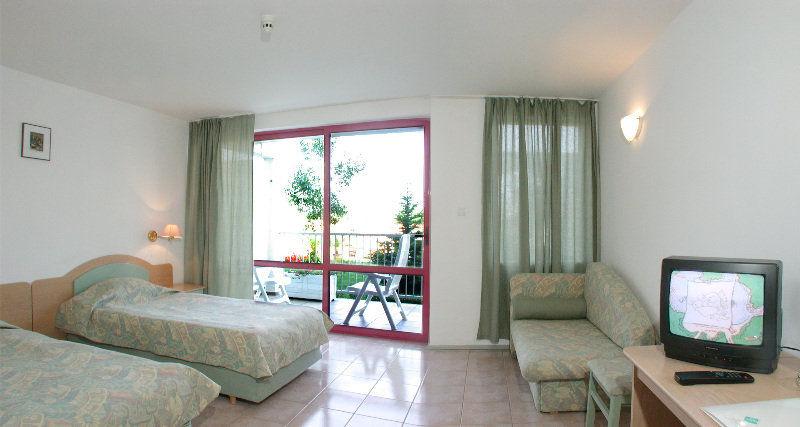 Hotel Longosa Pantai Sunny Luaran gambar