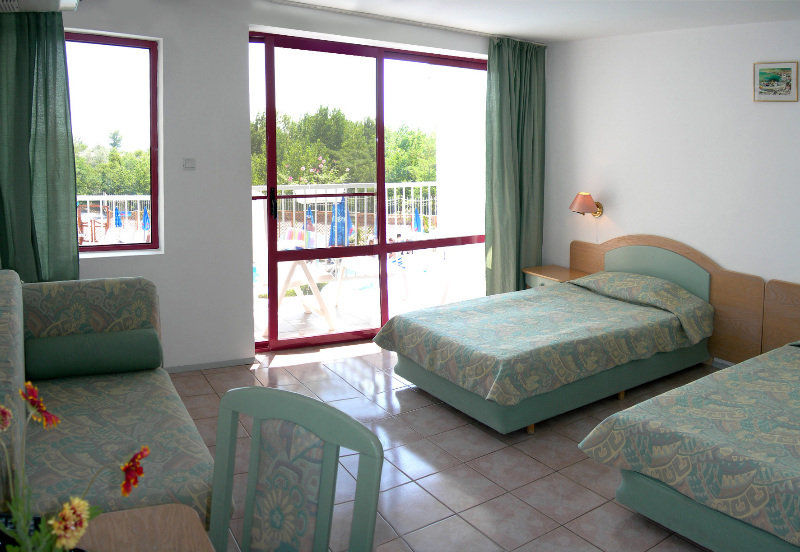 Hotel Longosa Pantai Sunny Luaran gambar